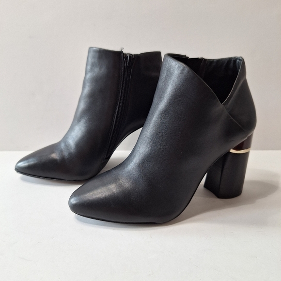 Antonio Melani Black Octavien Leather Preppy Detail On Heel Ankle Boots Size 6 - Picture 3 of 12